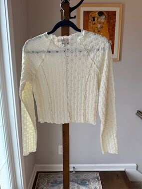 Ivory Lace-Textured Long Sleeve Top